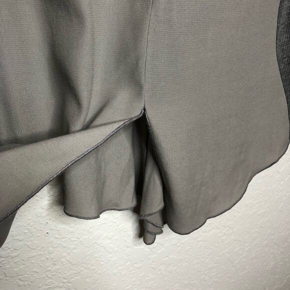 Lola & Sophie gray split hem knit sleeve v neck top size Medium - Picture 13 of 15